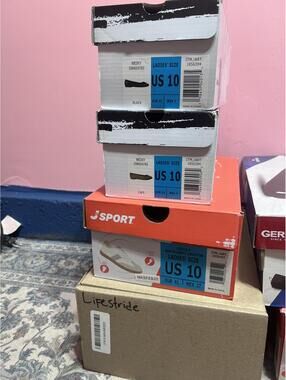 Lot of 4 Pcs Women shoes size 10
